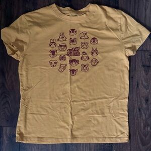 Gold Animal Crossing New Horizons Graphic T-Shirt | Nintendo